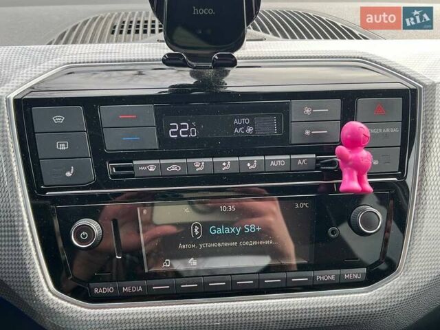 Белый Фольксваген e-up, объемом двигателя 0 л и пробегом 125 тыс. км за 8490 $, фото 16 на Automoto.ua