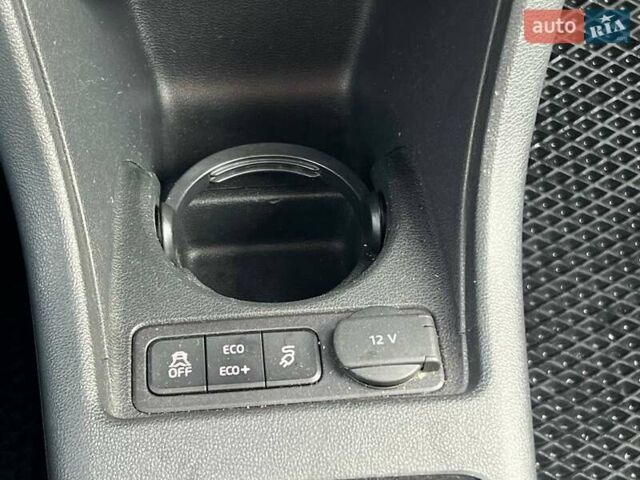 Белый Фольксваген e-up, объемом двигателя 0 л и пробегом 125 тыс. км за 8490 $, фото 17 на Automoto.ua