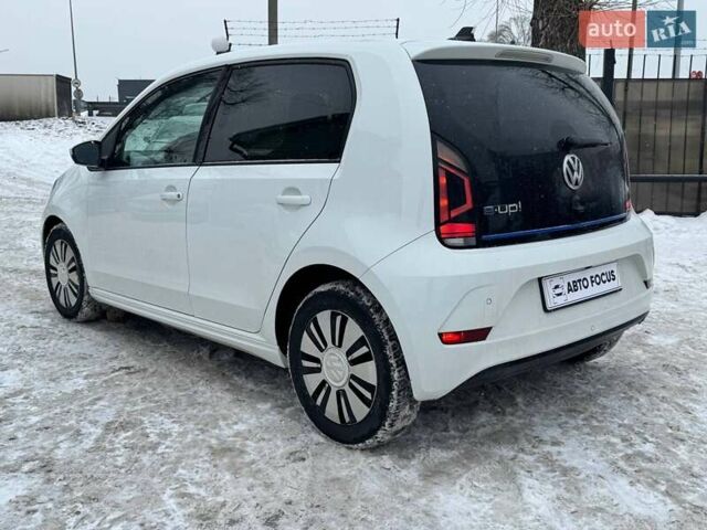 Білий Фольксваген e-up, об'ємом двигуна 0 л та пробігом 126 тис. км за 7490 $, фото 4 на Automoto.ua