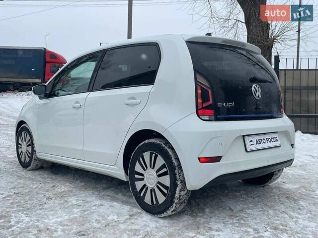 Білий Фольксваген e-up, об'ємом двигуна 0 л та пробігом 126 тис. км за 7790 $, фото 4 на Automoto.ua
