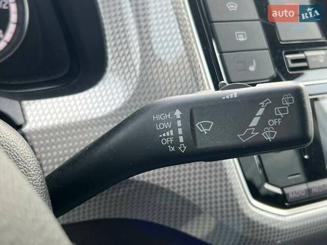 Белый Фольксваген e-up, объемом двигателя 0 л и пробегом 125 тыс. км за 8490 $, фото 23 на Automoto.ua