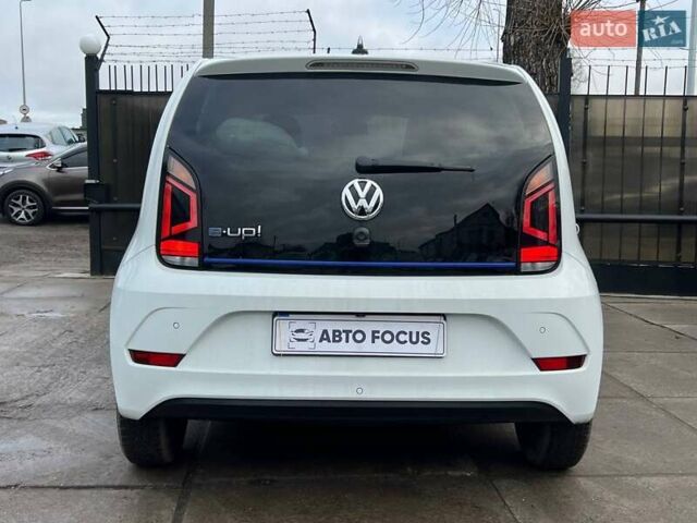 Белый Фольксваген e-up, объемом двигателя 0 л и пробегом 125 тыс. км за 8490 $, фото 5 на Automoto.ua