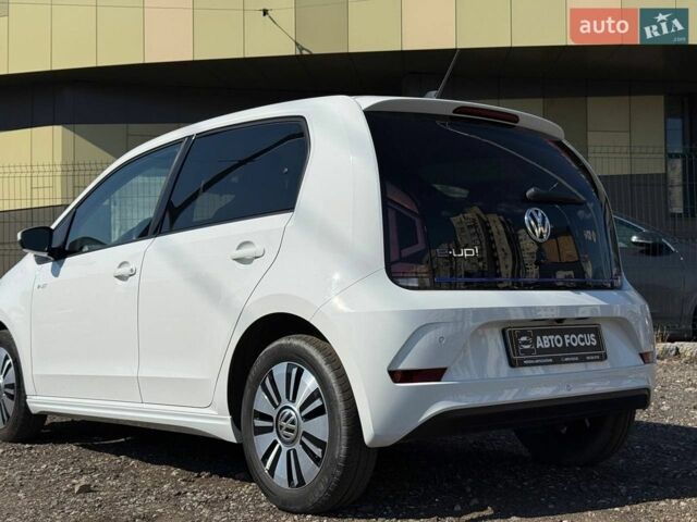 Білий Фольксваген e-up, об'ємом двигуна 0 л та пробігом 82 тис. км за 7990 $, фото 5 на Automoto.ua