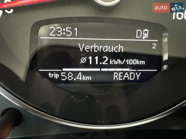 Белый Фольксваген e-up, объемом двигателя 0 л и пробегом 130 тыс. км за 9600 $, фото 10 на Automoto.ua