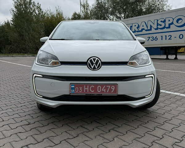 Белый Фольксваген e-up, объемом двигателя 0 л и пробегом 95 тыс. км за 12500 $, фото 5 на Automoto.ua