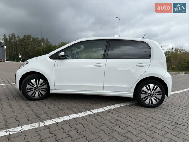 Белый Фольксваген e-up, объемом двигателя 0 л и пробегом 95 тыс. км за 12500 $, фото 13 на Automoto.ua