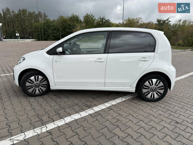 Белый Фольксваген e-up, объемом двигателя 0 л и пробегом 95 тыс. км за 12500 $, фото 12 на Automoto.ua
