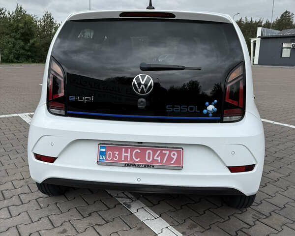 Белый Фольксваген e-up, объемом двигателя 0 л и пробегом 95 тыс. км за 12500 $, фото 9 на Automoto.ua