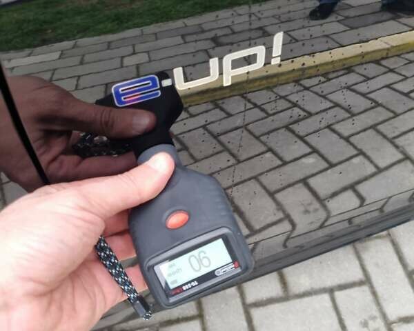 Черный Фольксваген e-up, объемом двигателя 0 л и пробегом 113 тыс. км за 5999 $, фото 42 на Automoto.ua