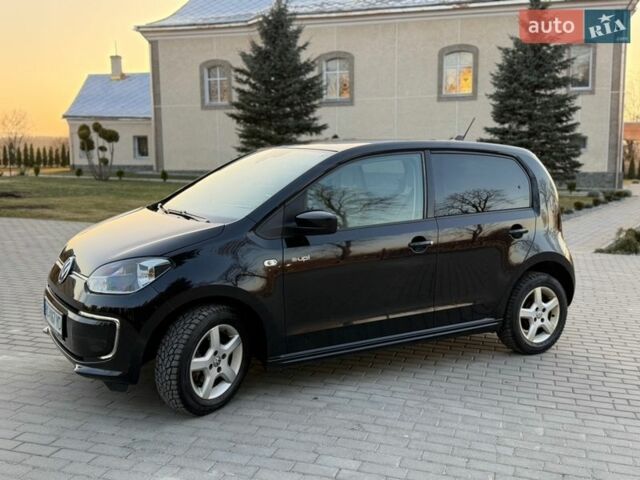 Черный Фольксваген e-up, объемом двигателя 0 л и пробегом 114 тыс. км за 6100 $, фото 2 на Automoto.ua