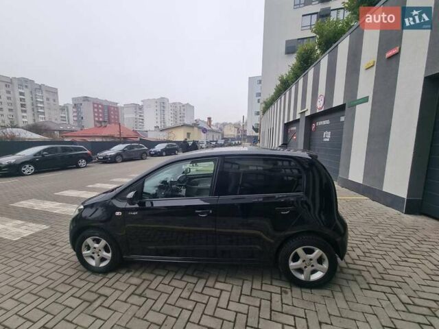 Черный Фольксваген e-up, объемом двигателя 0 л и пробегом 113 тыс. км за 5999 $, фото 17 на Automoto.ua