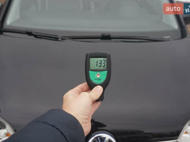 Черный Фольксваген e-up, объемом двигателя 0 л и пробегом 151 тыс. км за 5555 $, фото 60 на Automoto.ua