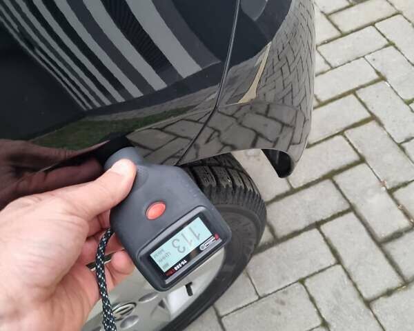 Черный Фольксваген e-up, объемом двигателя 0 л и пробегом 113 тыс. км за 5999 $, фото 50 на Automoto.ua