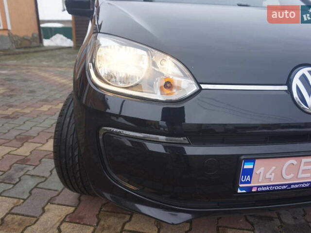 Черный Фольксваген e-up, объемом двигателя 0 л и пробегом 151 тыс. км за 5555 $, фото 19 на Automoto.ua