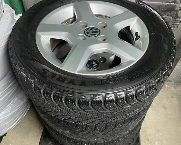 Черный Фольксваген e-up, объемом двигателя 0 л и пробегом 113 тыс. км за 6450 $, фото 15 на Automoto.ua