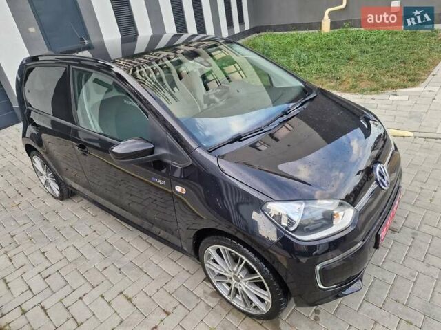 Черный Фольксваген e-up, объемом двигателя 0 л и пробегом 118 тыс. км за 6550 $, фото 17 на Automoto.ua