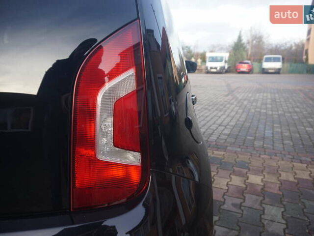 Черный Фольксваген e-up, объемом двигателя 0 л и пробегом 100 тыс. км за 6000 $, фото 24 на Automoto.ua