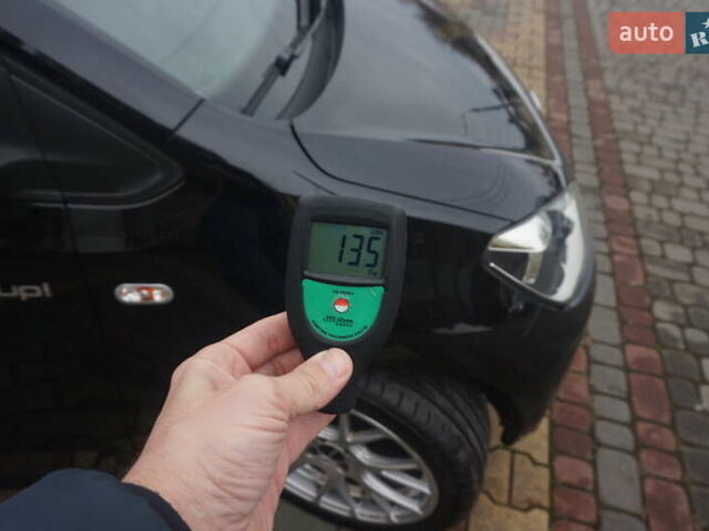 Черный Фольксваген e-up, объемом двигателя 0 л и пробегом 151 тыс. км за 5555 $, фото 71 на Automoto.ua