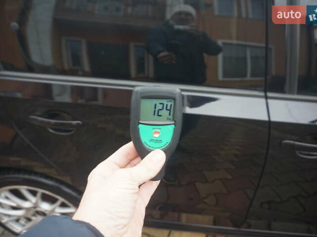 Черный Фольксваген e-up, объемом двигателя 0 л и пробегом 151 тыс. км за 5555 $, фото 69 на Automoto.ua