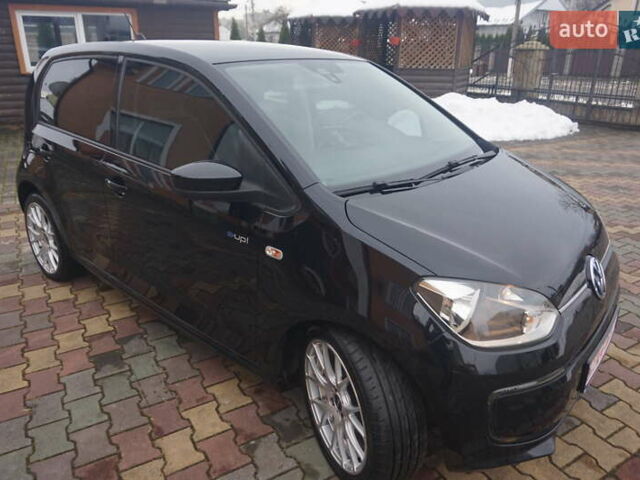 Черный Фольксваген e-up, объемом двигателя 0 л и пробегом 151 тыс. км за 5555 $, фото 12 на Automoto.ua