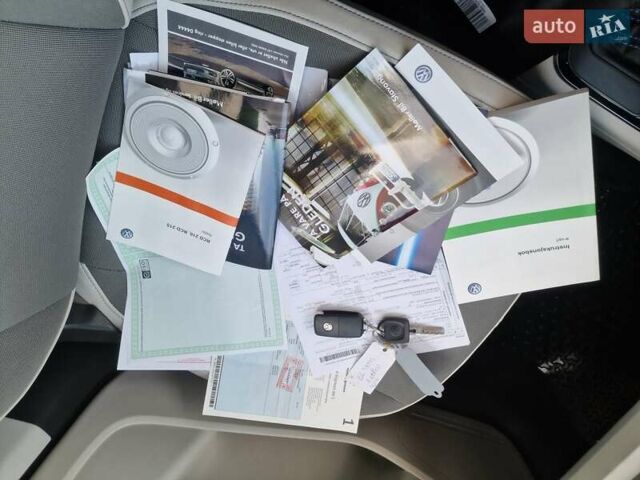 Черный Фольксваген e-up, объемом двигателя 0 л и пробегом 118 тыс. км за 6550 $, фото 56 на Automoto.ua