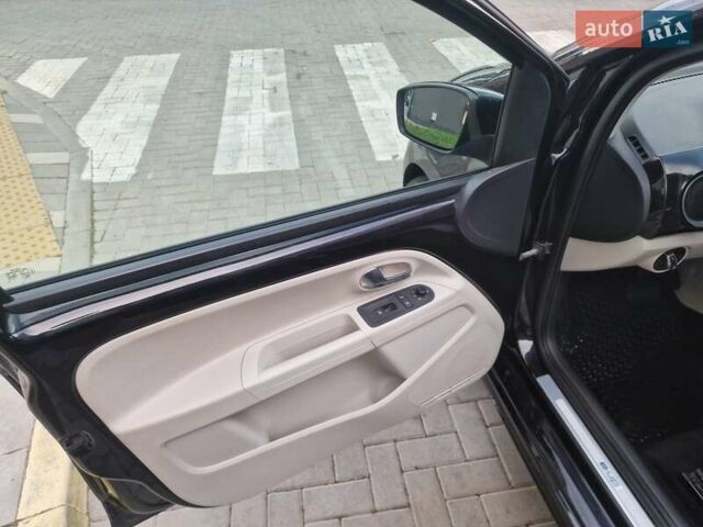 Черный Фольксваген e-up, объемом двигателя 0 л и пробегом 118 тыс. км за 6550 $, фото 36 на Automoto.ua