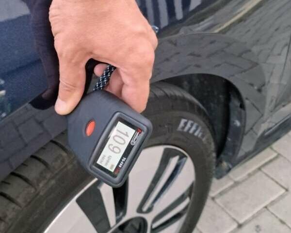 Черный Фольксваген e-up, объемом двигателя 0 л и пробегом 140 тыс. км за 6500 $, фото 7 на Automoto.ua