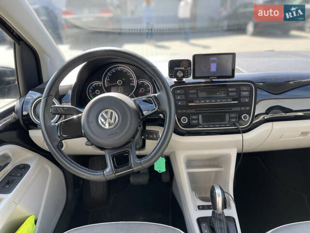 Чорний Фольксваген e-up, об'ємом двигуна 0 л та пробігом 117 тис. км за 4999 $, фото 10 на Automoto.ua