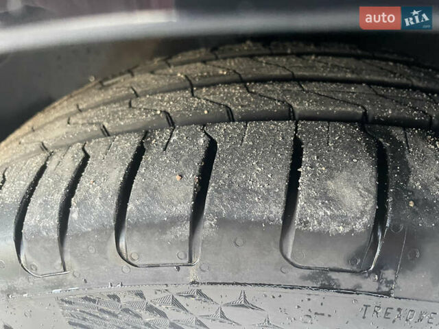 Черный Фольксваген e-up, объемом двигателя 0 л и пробегом 113 тыс. км за 6450 $, фото 14 на Automoto.ua