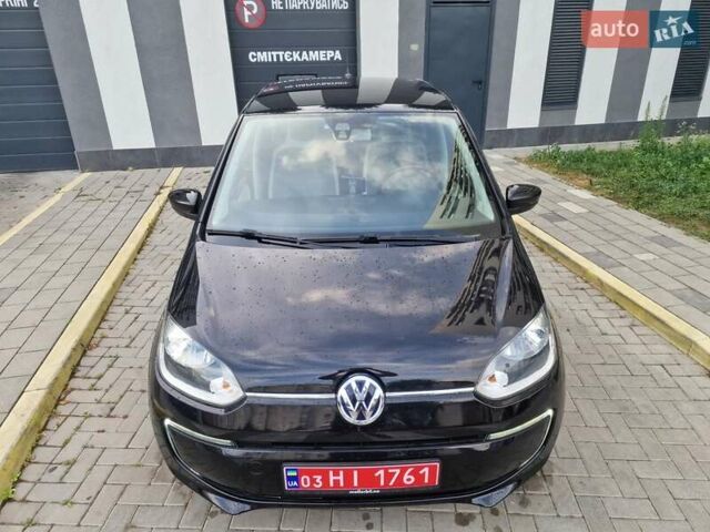 Черный Фольксваген e-up, объемом двигателя 0 л и пробегом 118 тыс. км за 6550 $, фото 16 на Automoto.ua