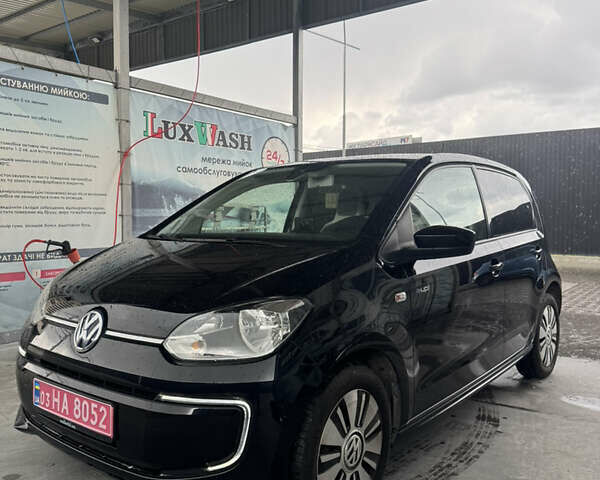 Черный Фольксваген e-up, объемом двигателя 0 л и пробегом 113 тыс. км за 6450 $, фото 1 на Automoto.ua