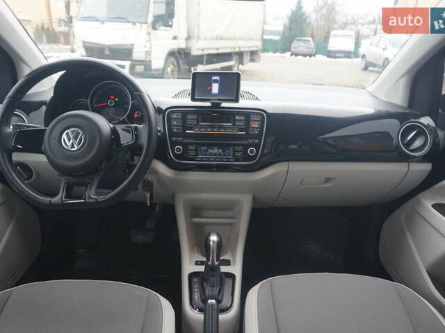 Черный Фольксваген e-up, объемом двигателя 0 л и пробегом 151 тыс. км за 5555 $, фото 46 на Automoto.ua