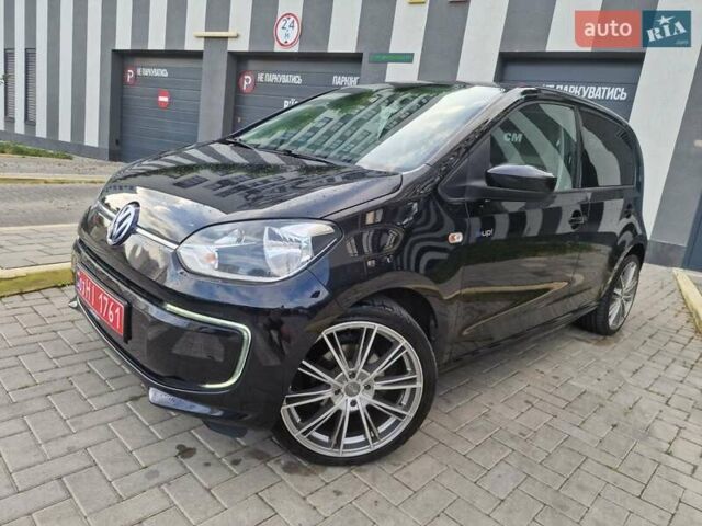 Черный Фольксваген e-up, объемом двигателя 0 л и пробегом 118 тыс. км за 6550 $, фото 2 на Automoto.ua