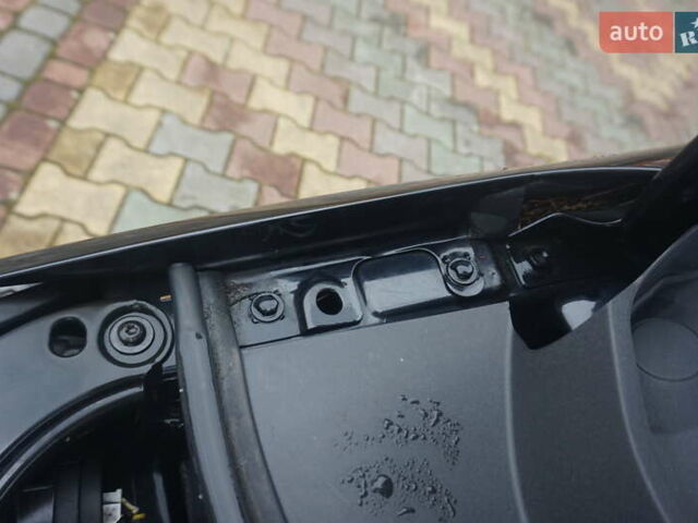 Черный Фольксваген e-up, объемом двигателя 0 л и пробегом 151 тыс. км за 5555 $, фото 56 на Automoto.ua