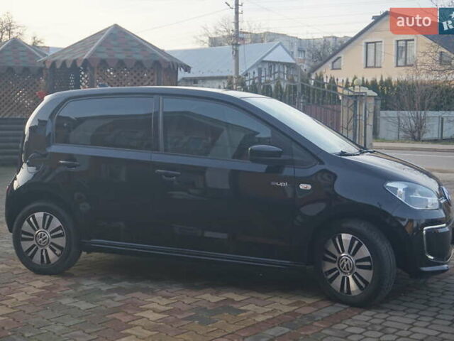 Черный Фольксваген e-up, объемом двигателя 0 л и пробегом 100 тыс. км за 6000 $, фото 5 на Automoto.ua