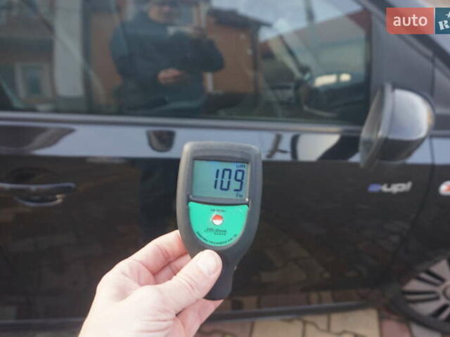 Черный Фольксваген e-up, объемом двигателя 0 л и пробегом 100 тыс. км за 6000 $, фото 67 на Automoto.ua