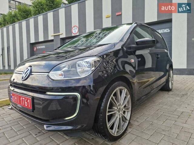 Черный Фольксваген e-up, объемом двигателя 0 л и пробегом 118 тыс. км за 6550 $, фото 12 на Automoto.ua
