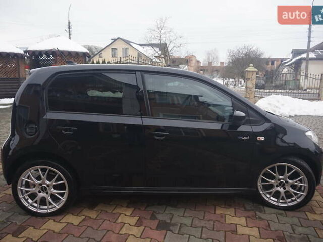 Черный Фольксваген e-up, объемом двигателя 0 л и пробегом 151 тыс. км за 5555 $, фото 13 на Automoto.ua