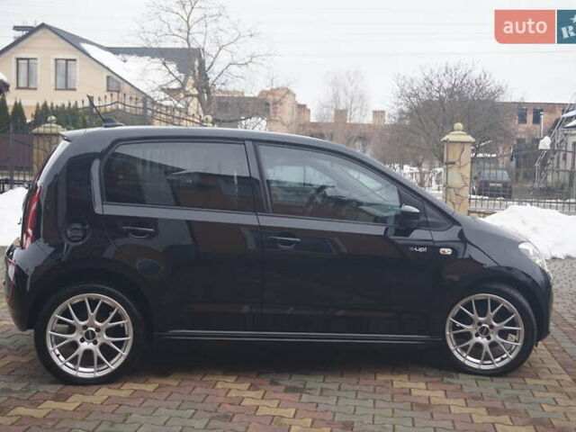 Черный Фольксваген e-up, объемом двигателя 0 л и пробегом 151 тыс. км за 5555 $, фото 4 на Automoto.ua