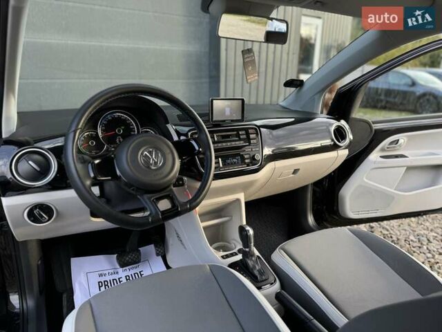 Чорний Фольксваген e-up, об'ємом двигуна 0 л та пробігом 85 тис. км за 6799 $, фото 43 на Automoto.ua