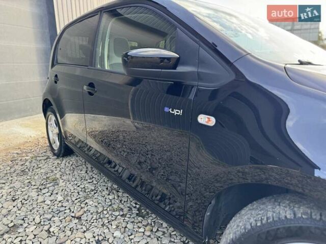 Чорний Фольксваген e-up, об'ємом двигуна 0 л та пробігом 85 тис. км за 6799 $, фото 3 на Automoto.ua