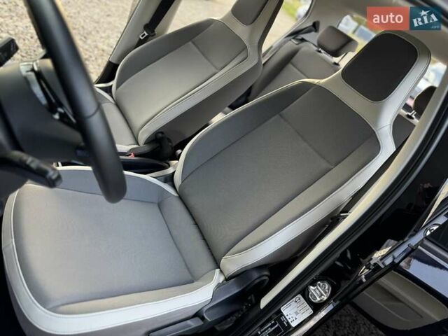 Чорний Фольксваген e-up, об'ємом двигуна 0 л та пробігом 85 тис. км за 6799 $, фото 45 на Automoto.ua