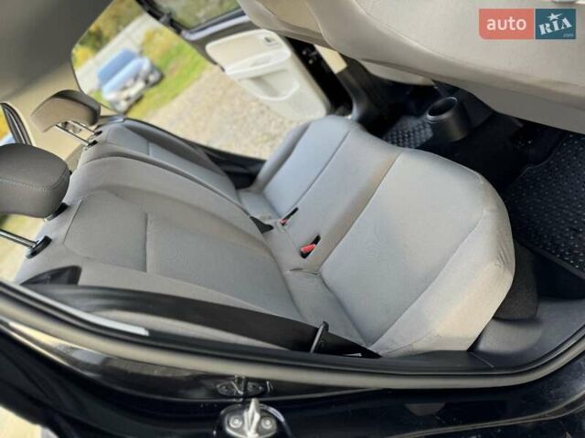 Чорний Фольксваген e-up, об'ємом двигуна 0 л та пробігом 85 тис. км за 6799 $, фото 30 на Automoto.ua