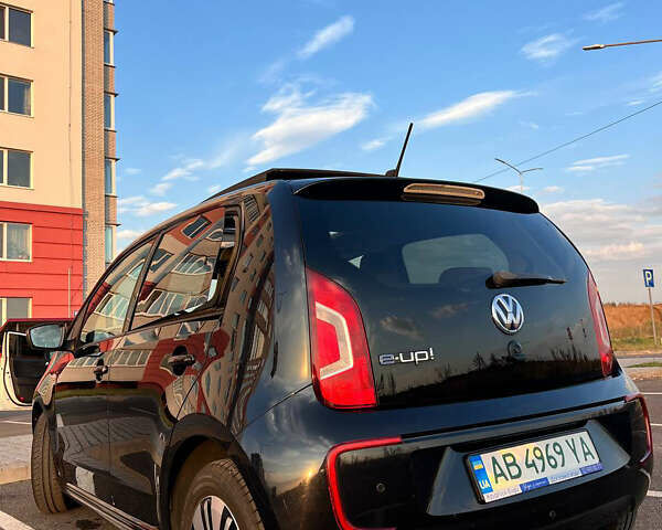 Чорний Фольксваген e-up, об'ємом двигуна 0 л та пробігом 91 тис. км за 7900 $, фото 2 на Automoto.ua