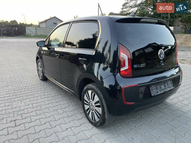 Черный Фольксваген e-up, объемом двигателя 0 л и пробегом 101 тыс. км за 5999 $, фото 5 на Automoto.ua