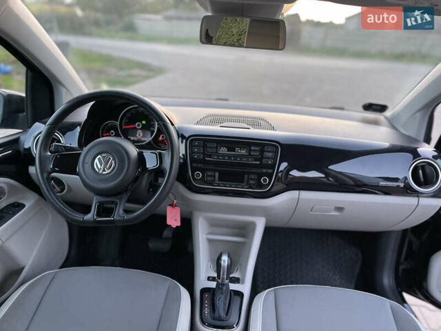 Черный Фольксваген e-up, объемом двигателя 0 л и пробегом 101 тыс. км за 5999 $, фото 12 на Automoto.ua