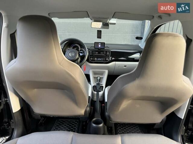 Чорний Фольксваген e-up, об'ємом двигуна 0 л та пробігом 85 тис. км за 6799 $, фото 31 на Automoto.ua