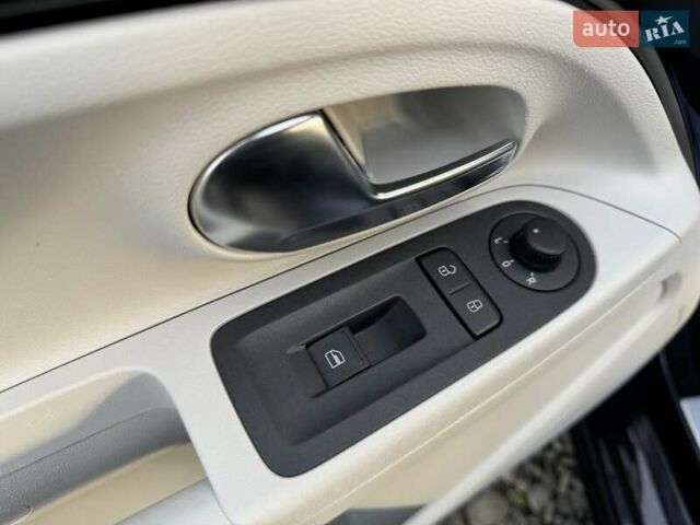 Чорний Фольксваген e-up, об'ємом двигуна 0 л та пробігом 85 тис. км за 6799 $, фото 42 на Automoto.ua