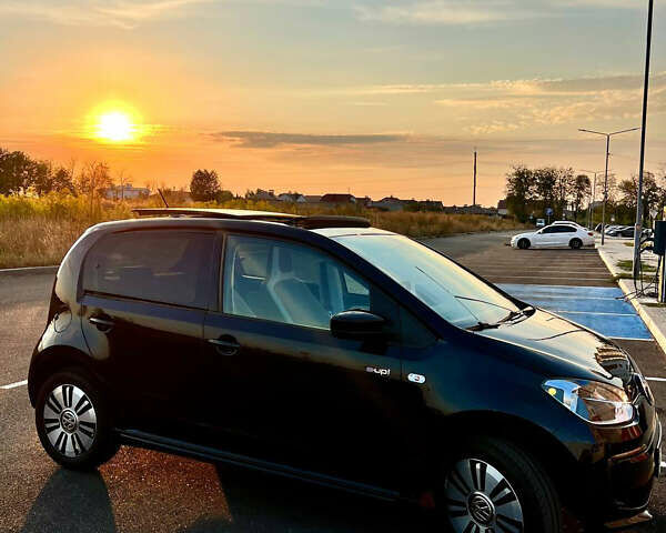 Чорний Фольксваген e-up, об'ємом двигуна 0 л та пробігом 91 тис. км за 7900 $, фото 4 на Automoto.ua