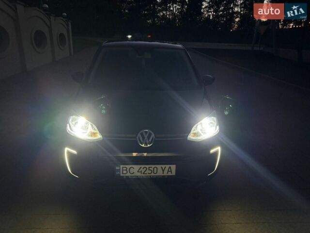 Чорний Фольксваген e-up, об'ємом двигуна 0 л та пробігом 119 тис. км за 7599 $, фото 32 на Automoto.ua